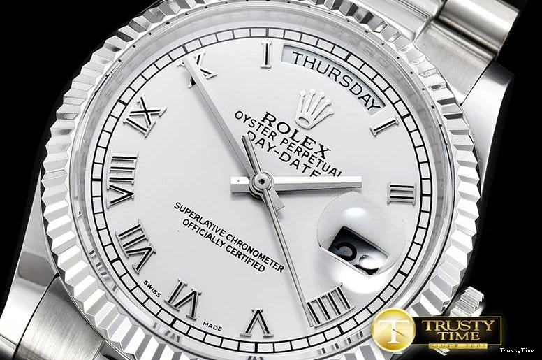 1228 Durable RDD0215B – DayDate 36mm 684